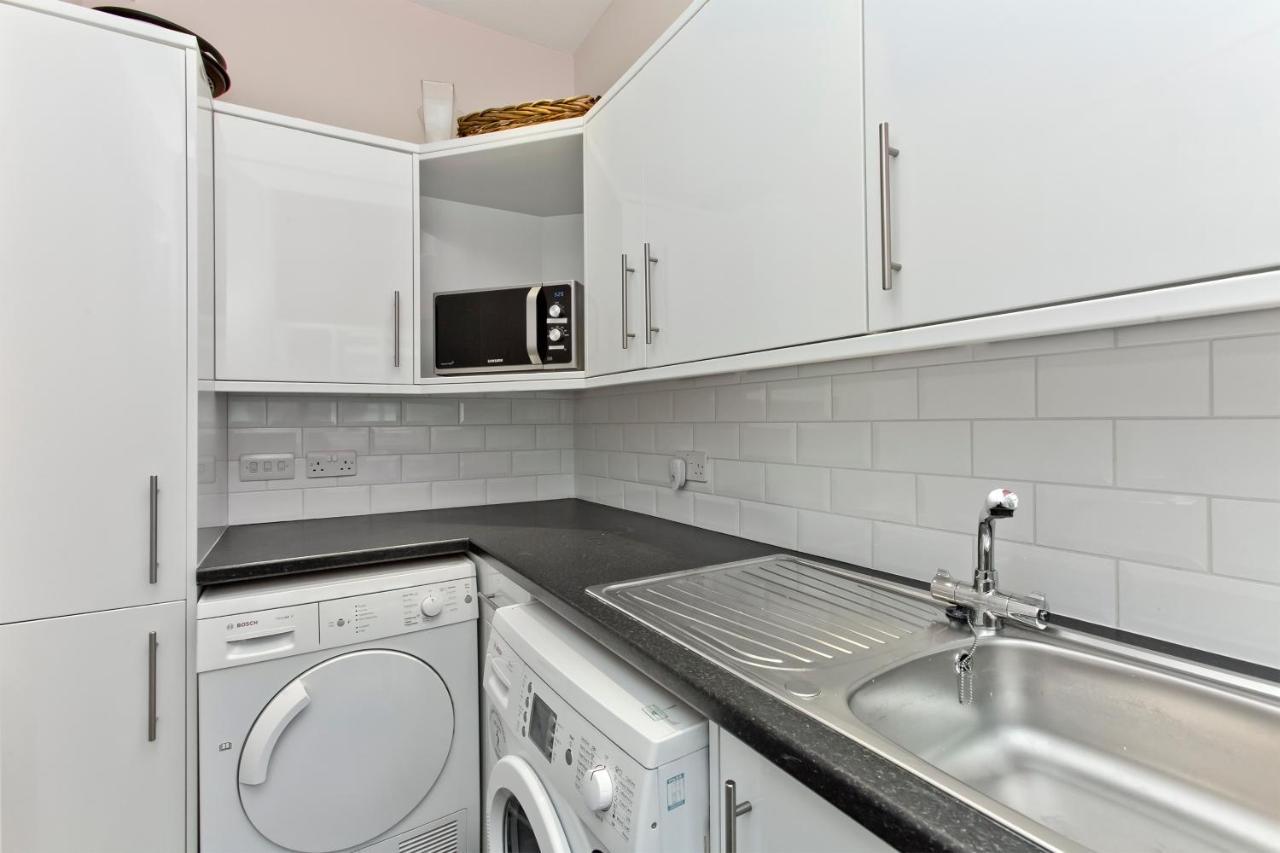 אדינבורו Luxury 3-Bedroom Apartment With Stunning Views At Ramsay Garden מראה חיצוני תמונה
