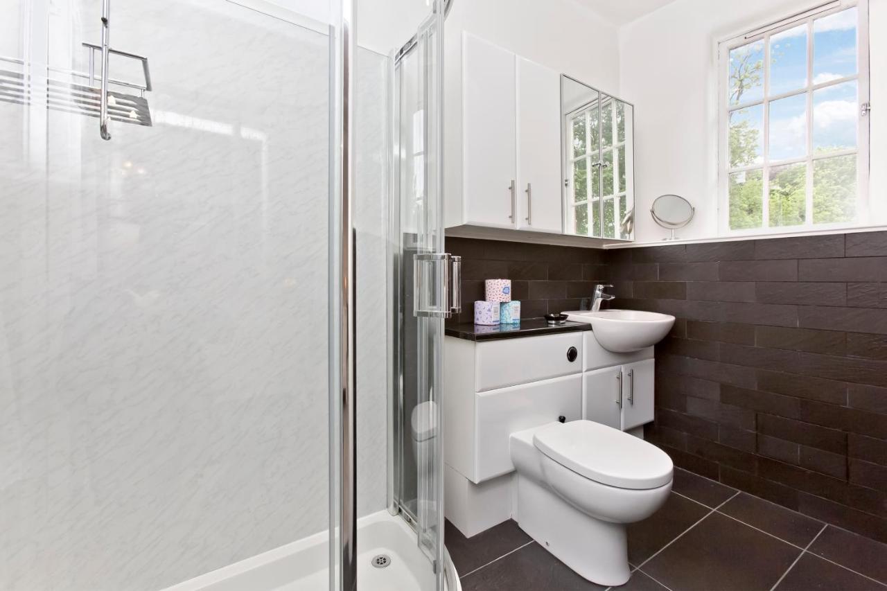 אדינבורו Luxury 3-Bedroom Apartment With Stunning Views At Ramsay Garden מראה חיצוני תמונה