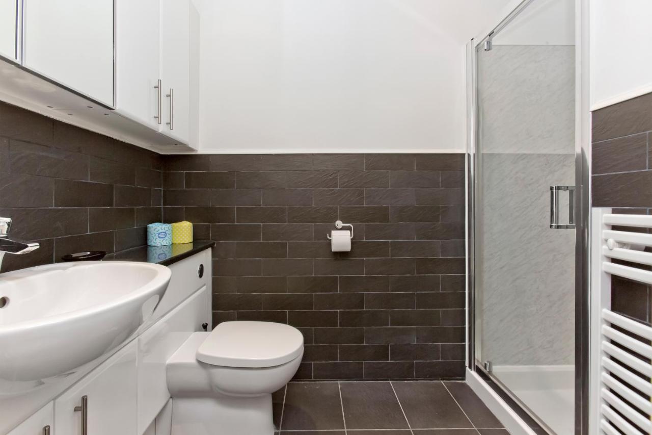 אדינבורו Luxury 3-Bedroom Apartment With Stunning Views At Ramsay Garden מראה חיצוני תמונה